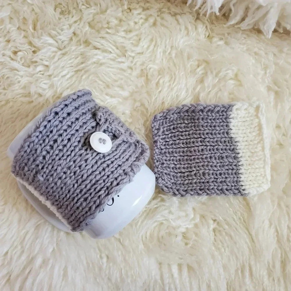 Mug warmer and mug rug​​​ - Picture 1 of 3